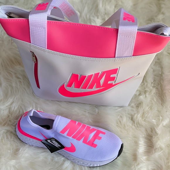 Nike Sets - Picture 3 of 7